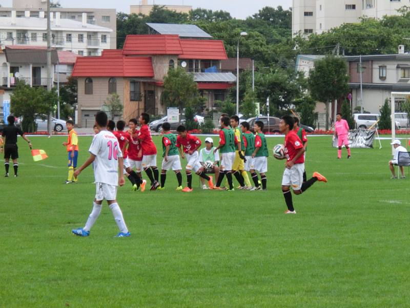 第29回日本クラブユースサッカー選手権(U-15)大会  1次ラウンド第1日2014/08/15 浦和レッズJrユースvsセレッソ大阪U-15 1-1引き分け・・・試合の中で立て直し、しっかり追いつく