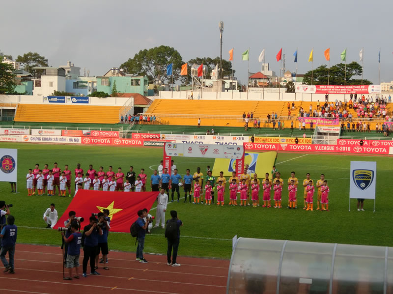 2016/05/14 – 思い出の地、トンニャットスタジアムでベトナム1部 サイゴンFCvsタインホアの試合を観戦